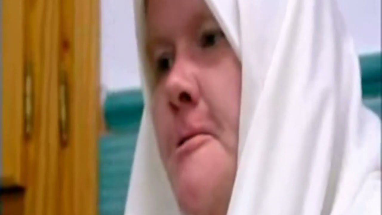 Qadiri Boutchichi Wazifa 2 - Shanaaz Experiences the Hal State - BBC Documentary - 2006