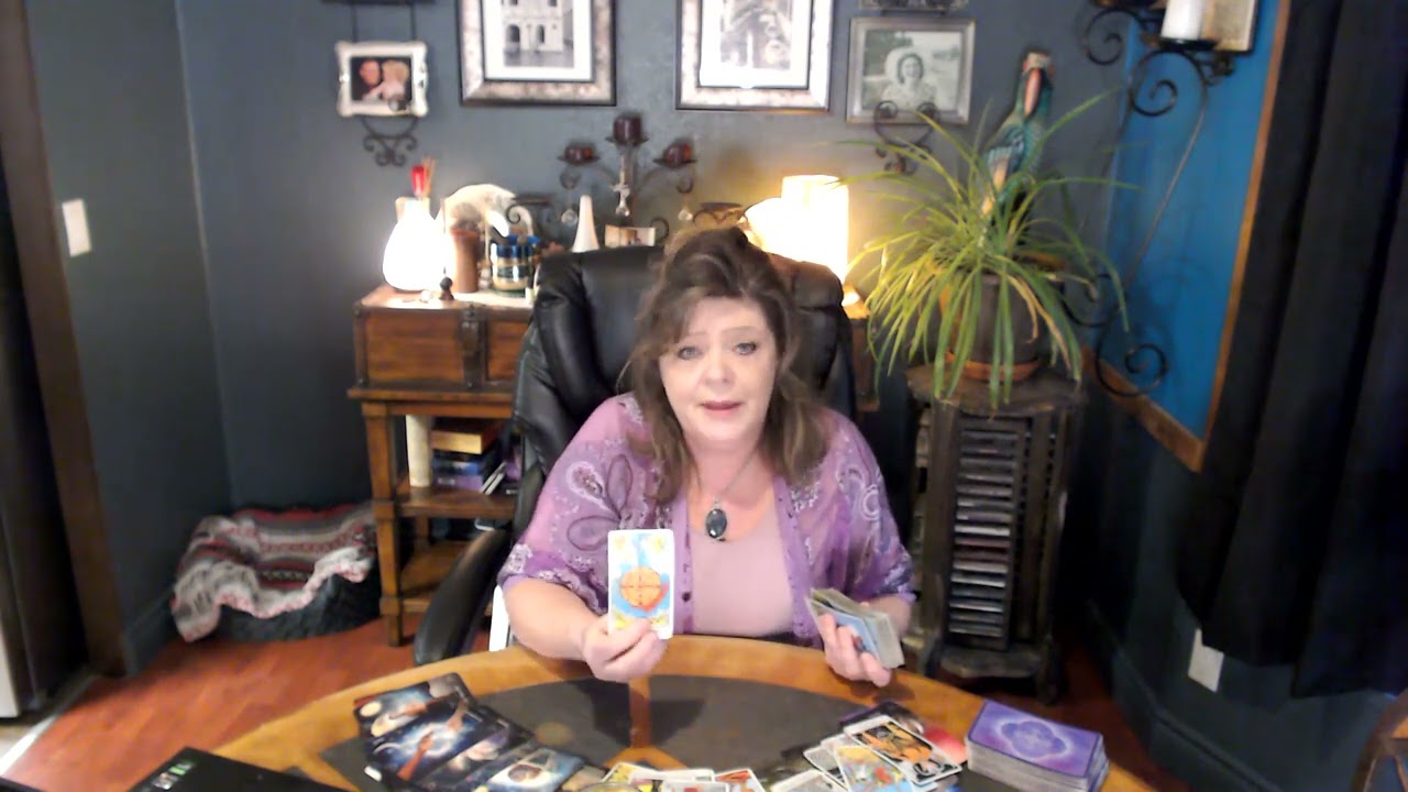 CAPRICORN JAN 24-25 PUBLIC ACCLAIMS FOR YOUR WORK!  LOVE N ROMANCE STRIKES!