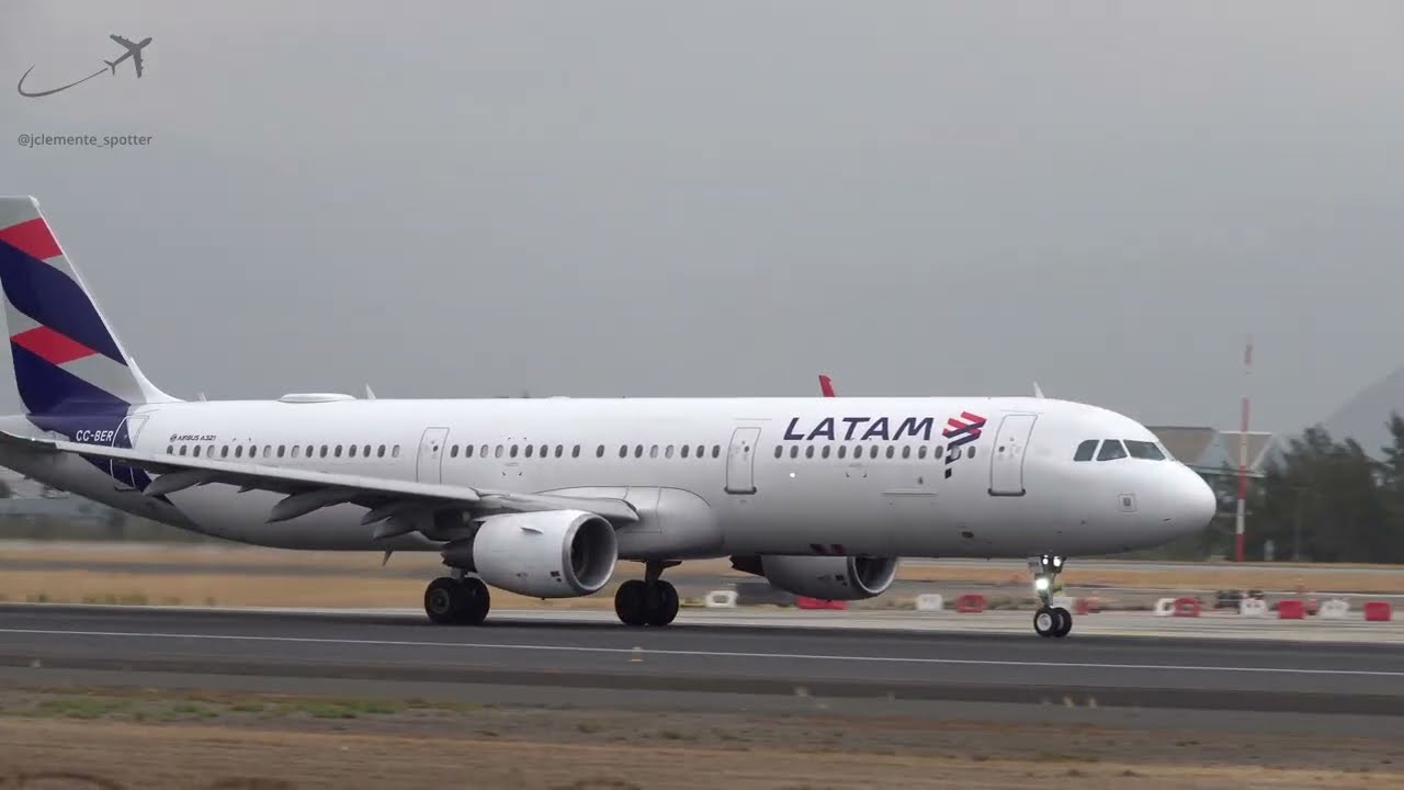 CLOUDY PLANESPOTTING AT SANTIAGO - CHILE