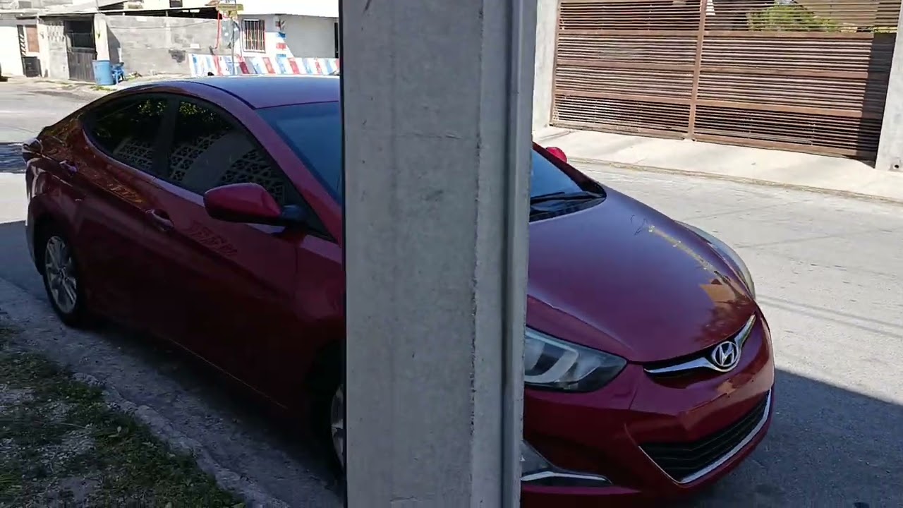 HYUNDAI ELANTRA SL 1.8 4 CILINDROS 2016.