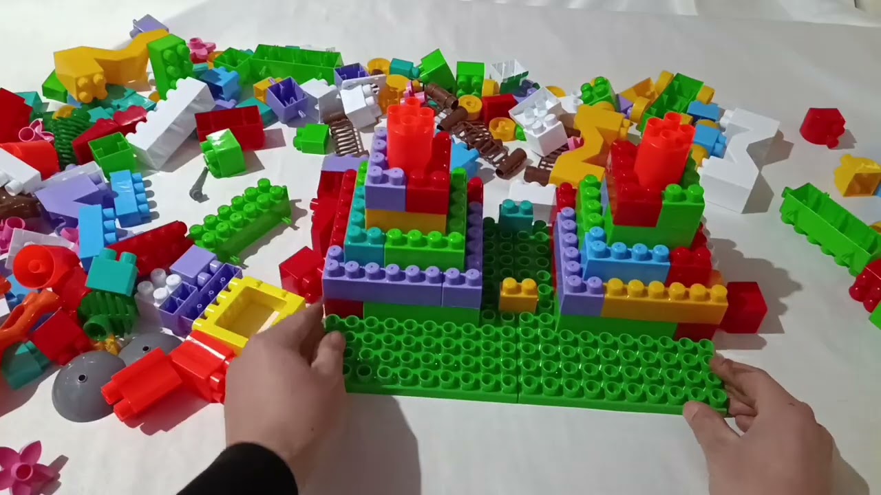 LEGO Animal Village Build 🦒🐪 | Satisfying Creative Blocks