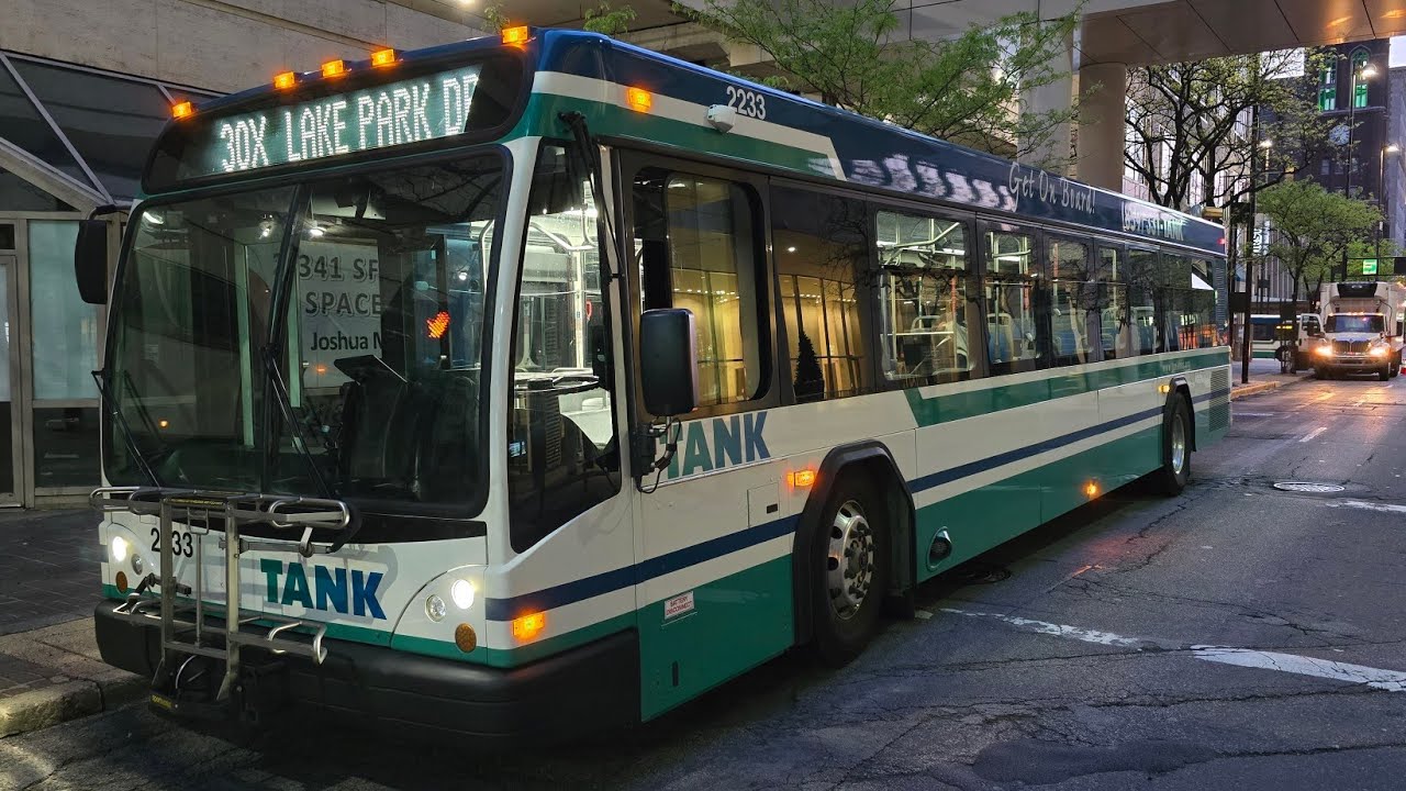 (Garage Pull Out) Transit Authority Of Northern Kentucky (TANK) 2022 Gillig Low Floor BRT #2233
