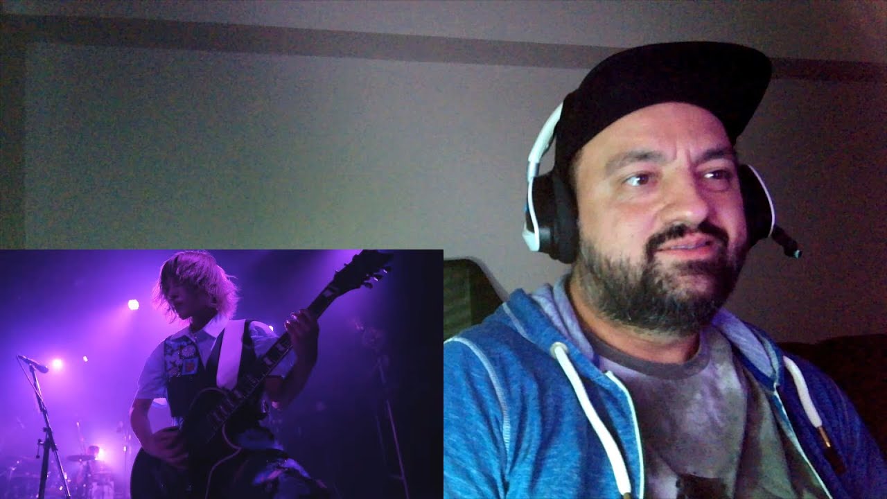 花冷え。【HANABIE.】：お先に失礼します。(Pardon Me, I Have To Go Now) - Live at Liquidroom - Reaction