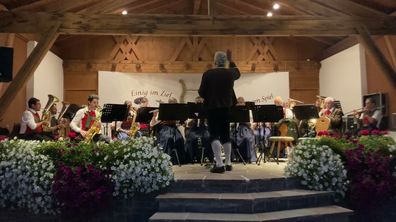 Musikkapelle Piller -  In Harmonie Vereint