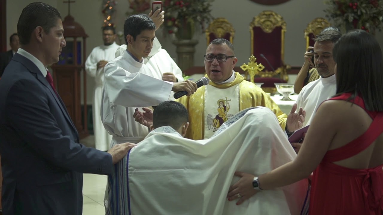 Bendición de los novios Camino Neocatecumenal: Aarón Cortez y Verónica Araujo