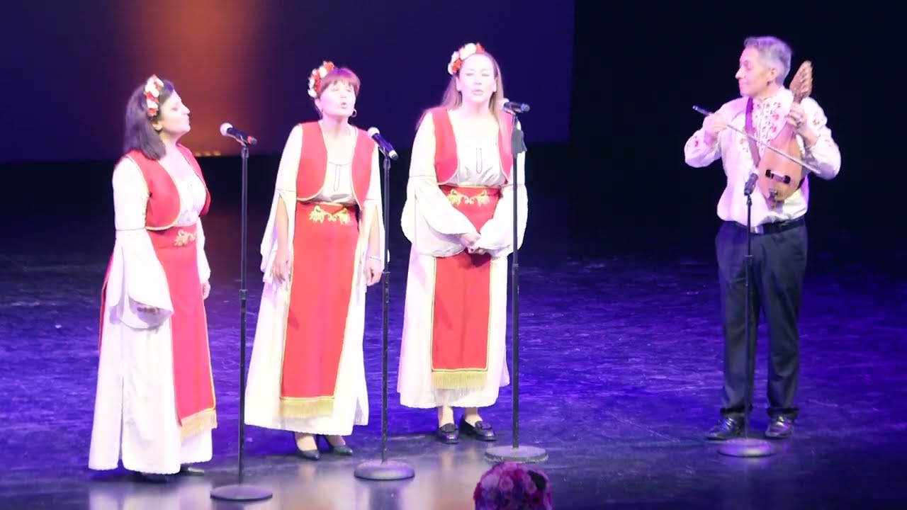 Vocal Trio Charodeya accompanied by Angel Dobrev