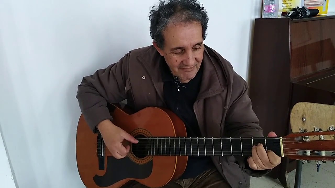 Ayoul du grand artiste Medjahed Hamid interprétée par le maestro Zaher Adjou