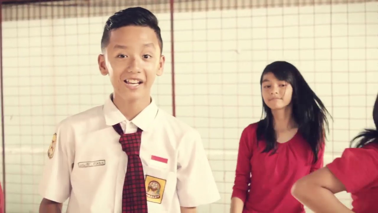 Lagu sekolah INDAH TERASA (Official video), All Artist SMP Bintang Timur, Cipt: Tandaon Stg