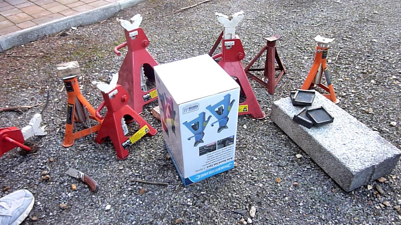 Unboxing The Silverline 3 Tonnes Axle Stand