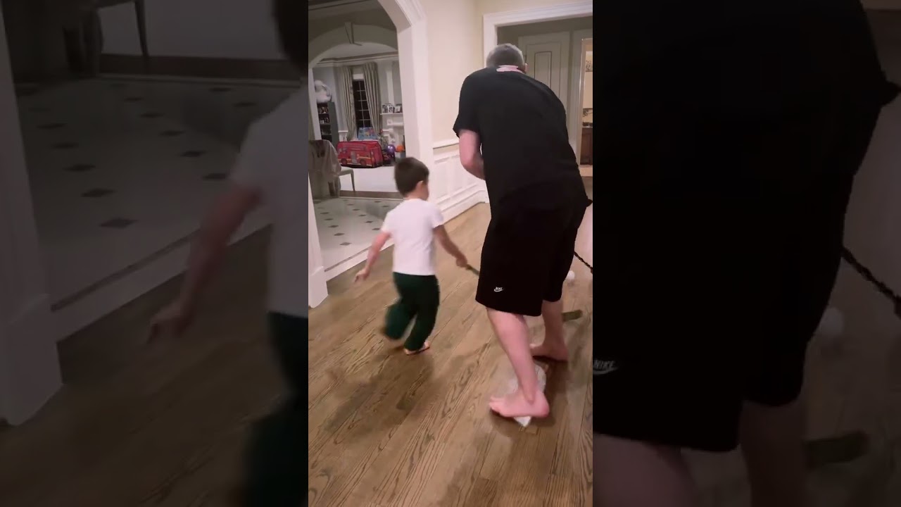 Ovi Jr. beats Pappa in puck battle and brother for the score  😂 