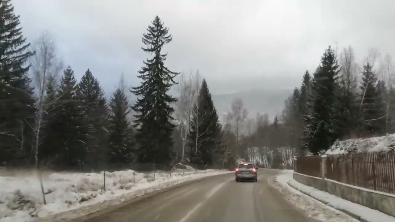 Pe drum- coborând de la Straja, spre Lupeni