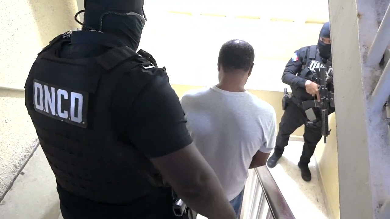 AGENTES DNCD ARRESTAN EN HIGUEY DOMINICANO SOLICITADO EN EXTRADICIÓN POR NARCOTRÁFICO EN EE.UU.