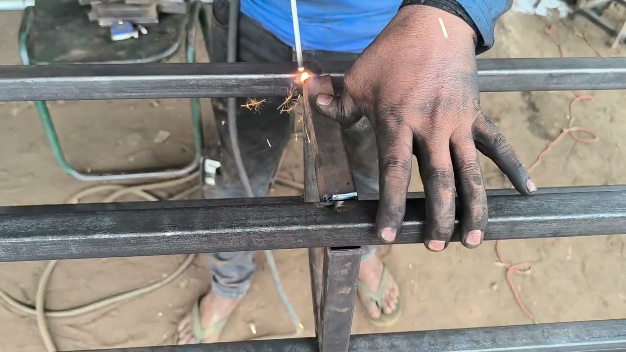 TRUSS FRAMING KAISE TAIYAR KIYA JAATA HAI !! FULL DECORATION TRUSS KAISE BANAYE !!