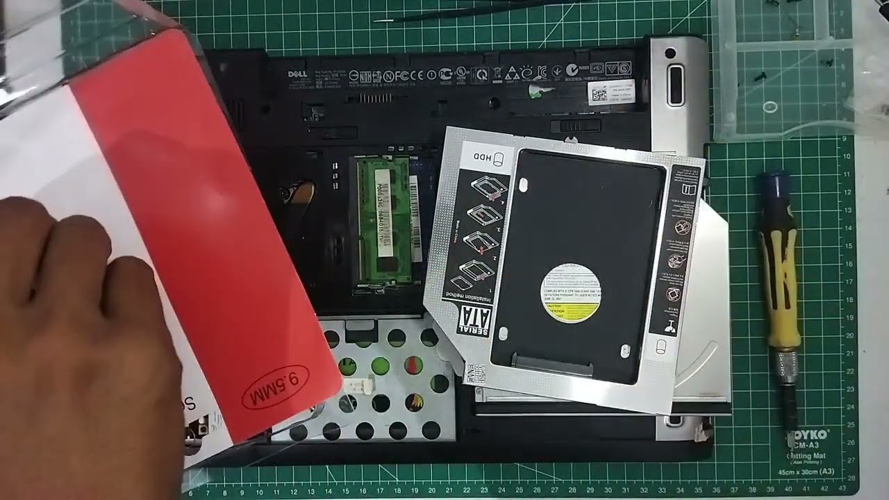 PROSES LENGKAP UPGRADE SSD DELL VOSTRO 3350 dan CLONING OS dari Harddisk ke SSD