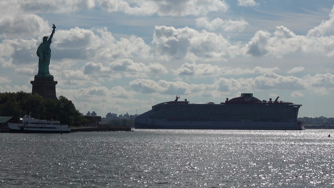 Brilliant Lady: Maiden Arrival to NYC on September 2nd 2025 (4k)