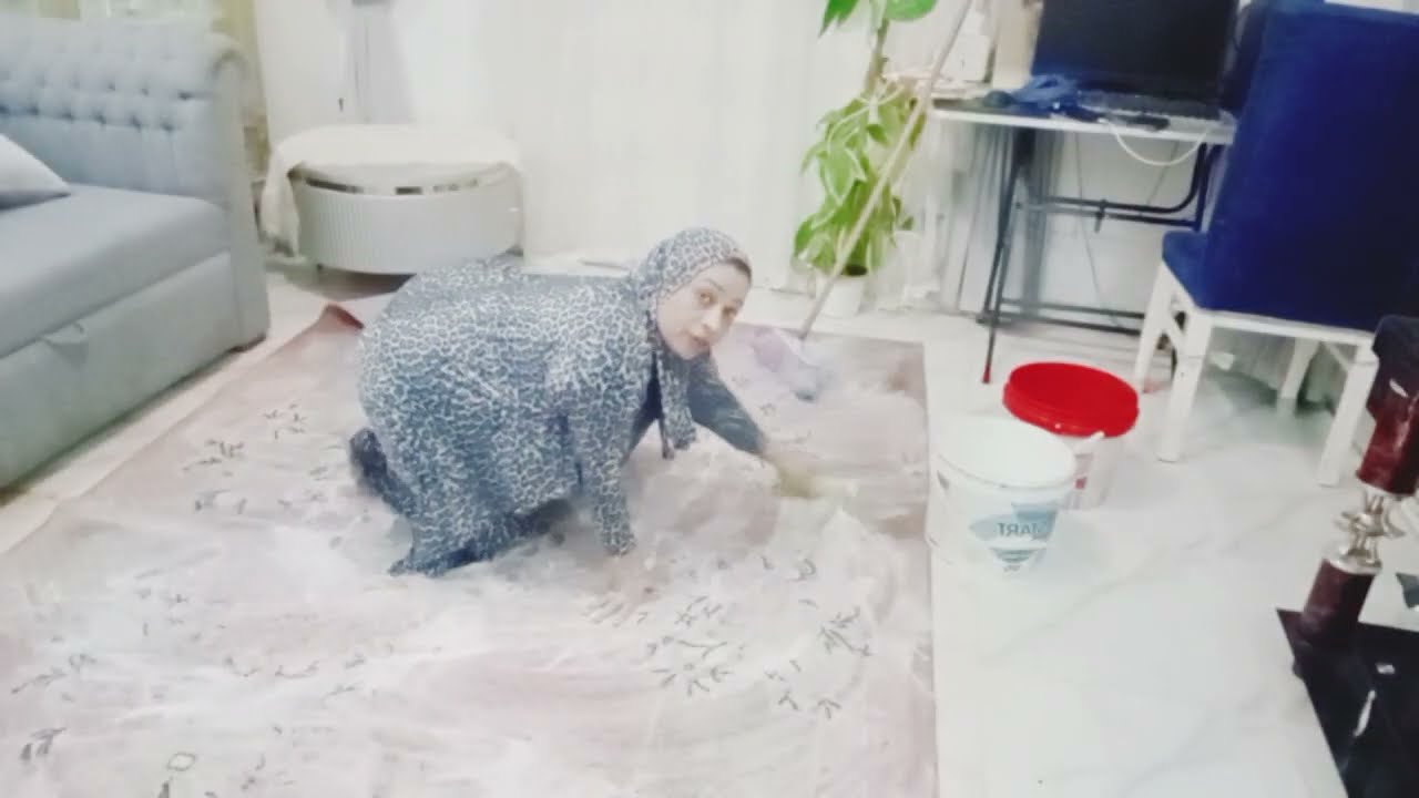 روتين غسيل السجاد وإزالة البقع