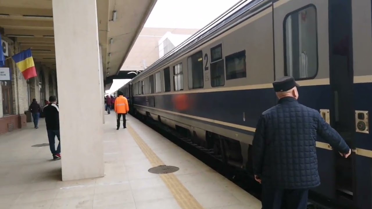 Galeria Rapidului sosește în Arad cu IR 72 București Nord - Budapesta