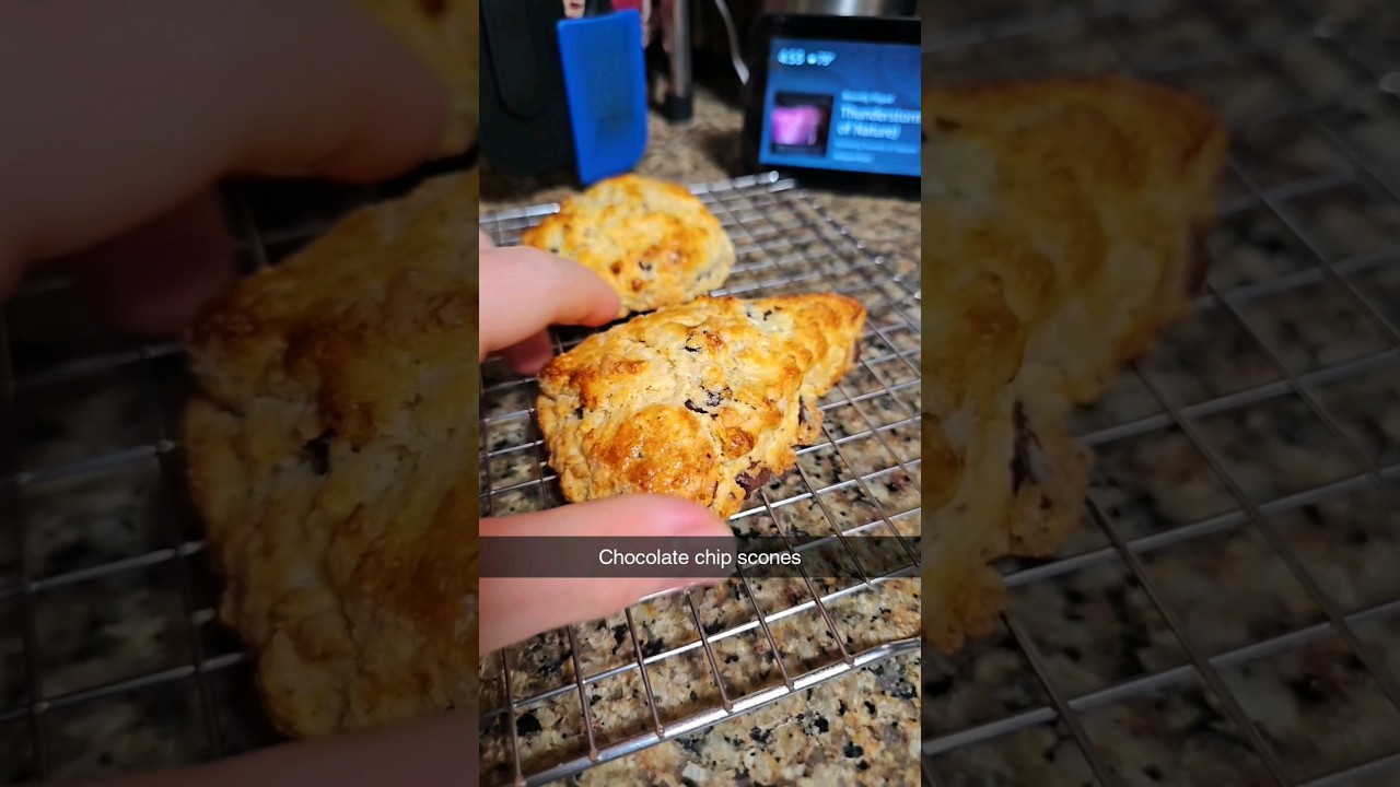 Ever Seen Scones Like These? 🍪✨ #CrunchyOutsideSoftInside