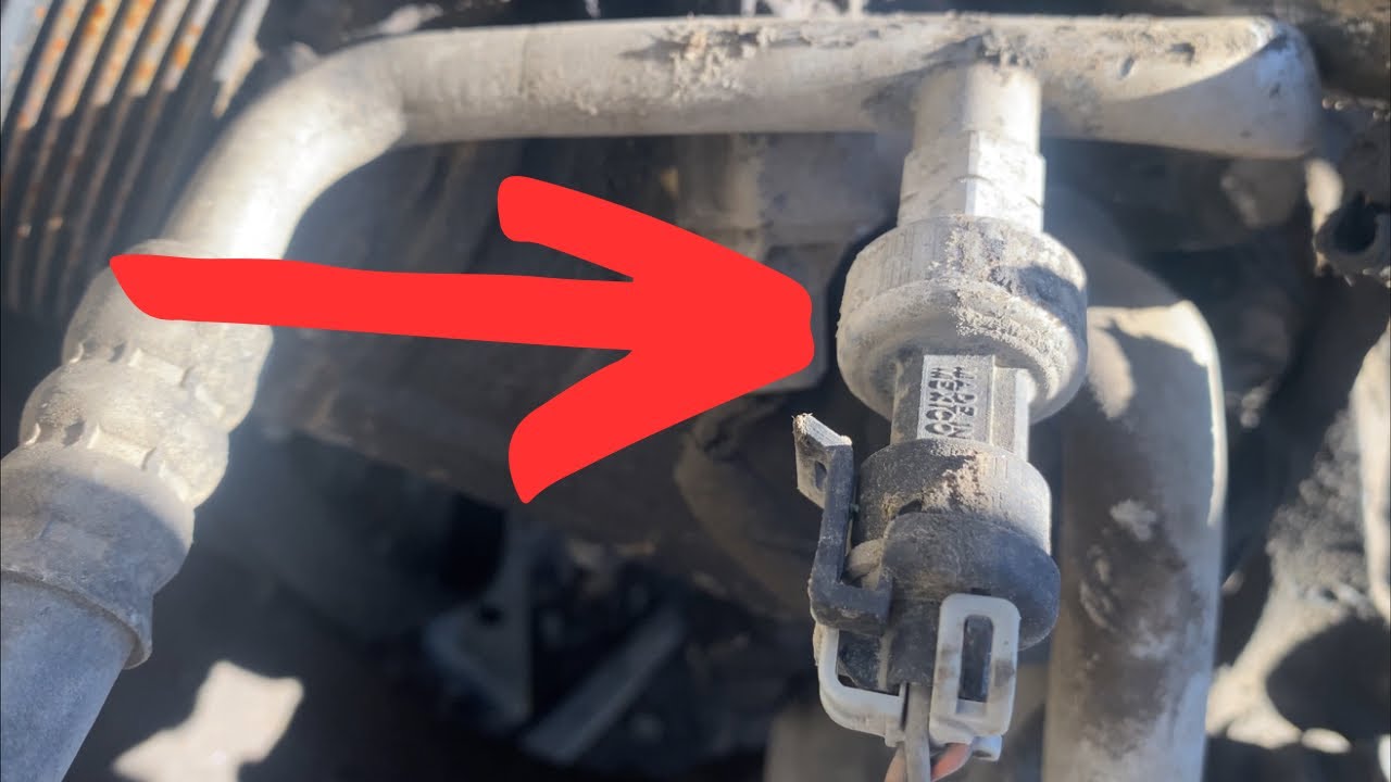 A/C Refrigerant Pressure Sensor Chevrolet Traverse 3.6L 2009-2017 Location and Replacement