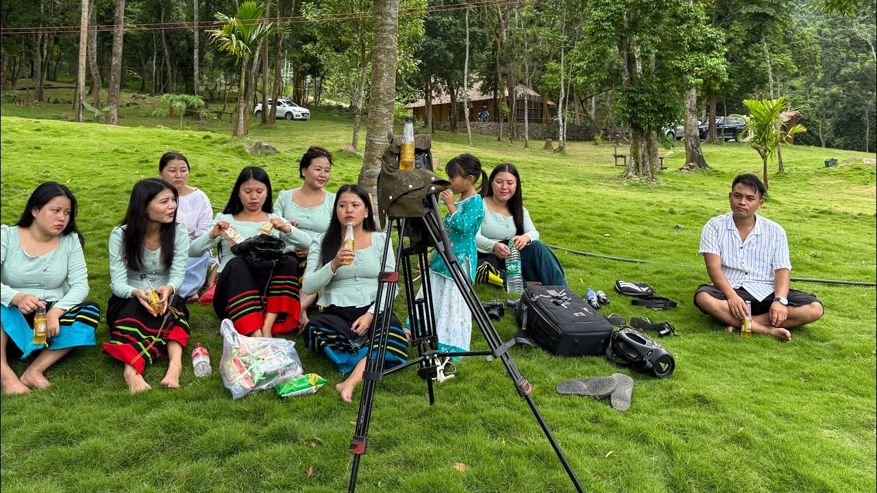 Behind the scenes📸: The making of our latest video 🎬 #Exclusive”🥰