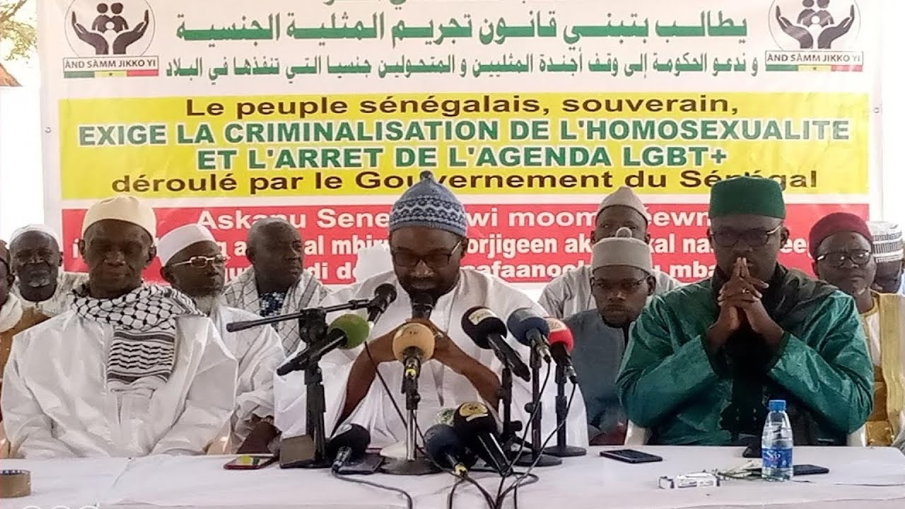 DIRECT AND SAMM JIKO YI FACE A LA PRESSE APRÈS L’ADOPTION DE LA LOI DE DURCISSEMENT H0M0