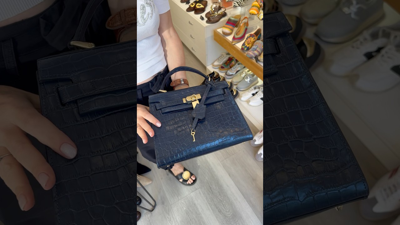 Шикарны. Сумки в духе Келли из Италии. #over40fashion #fashion #over40women Мария Годовалова Italy