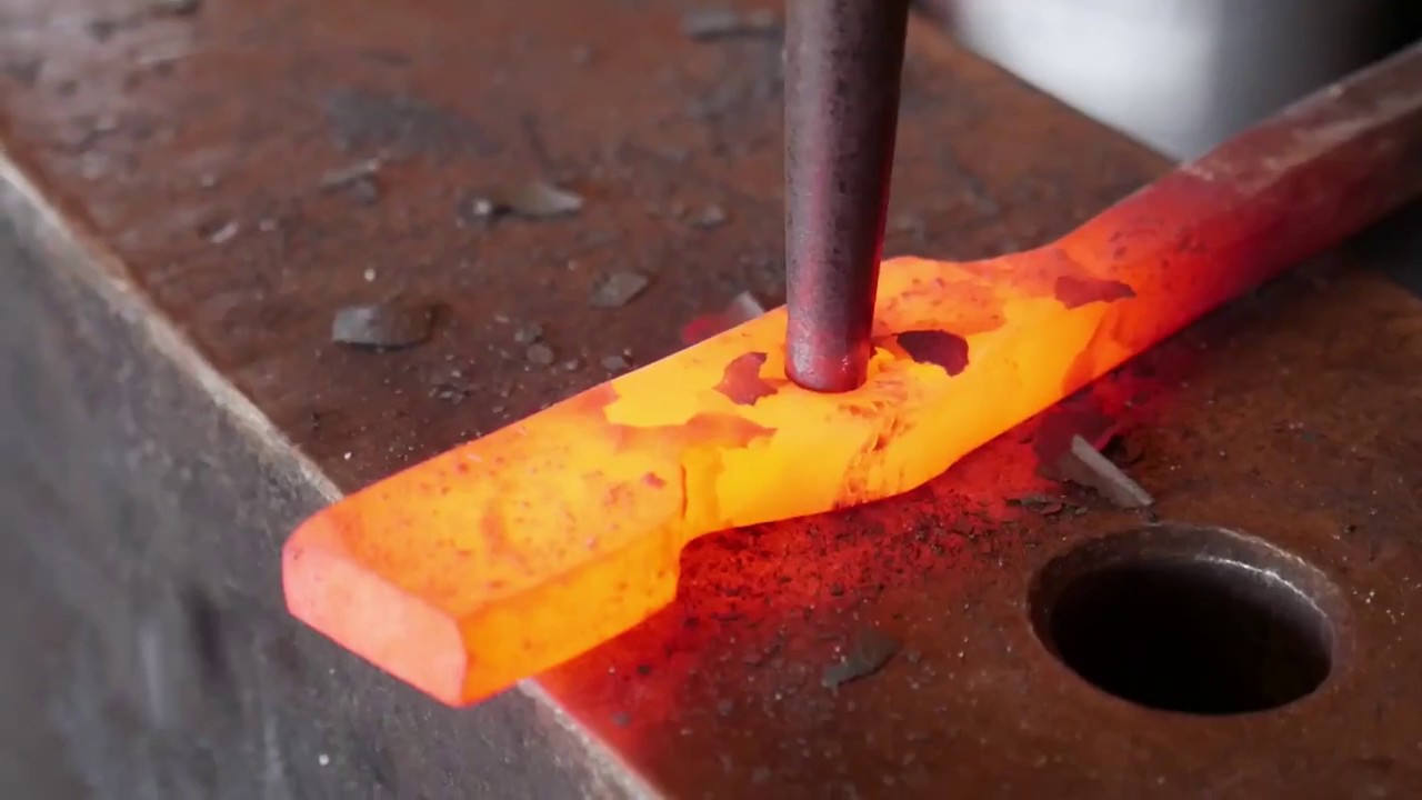 Forging Tongs From Railroad Spikes