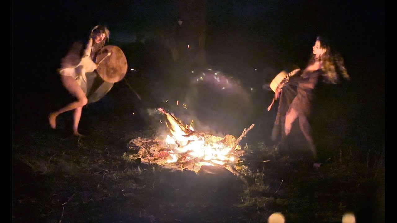 R&uacute;nahild - Seidr&uacute;nar (Of Rune Essence)
