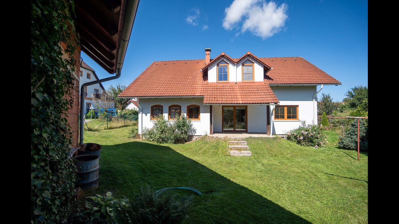 Prodej RD Volary, 7+2, pozemek 563 m² | www.bydlenicko.tv