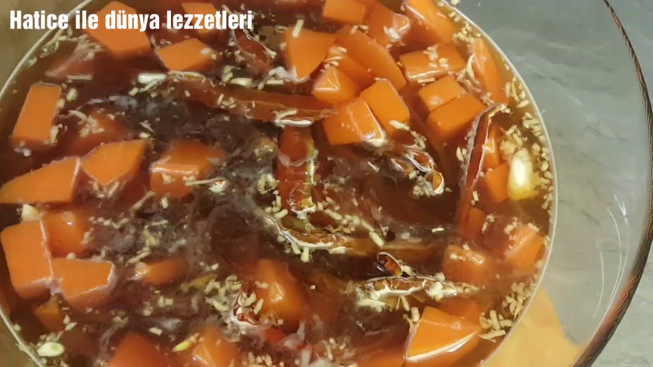 Bal kabakli kurubiber turşusu pekmezli-eingelegte Kürbis mit Peperoni