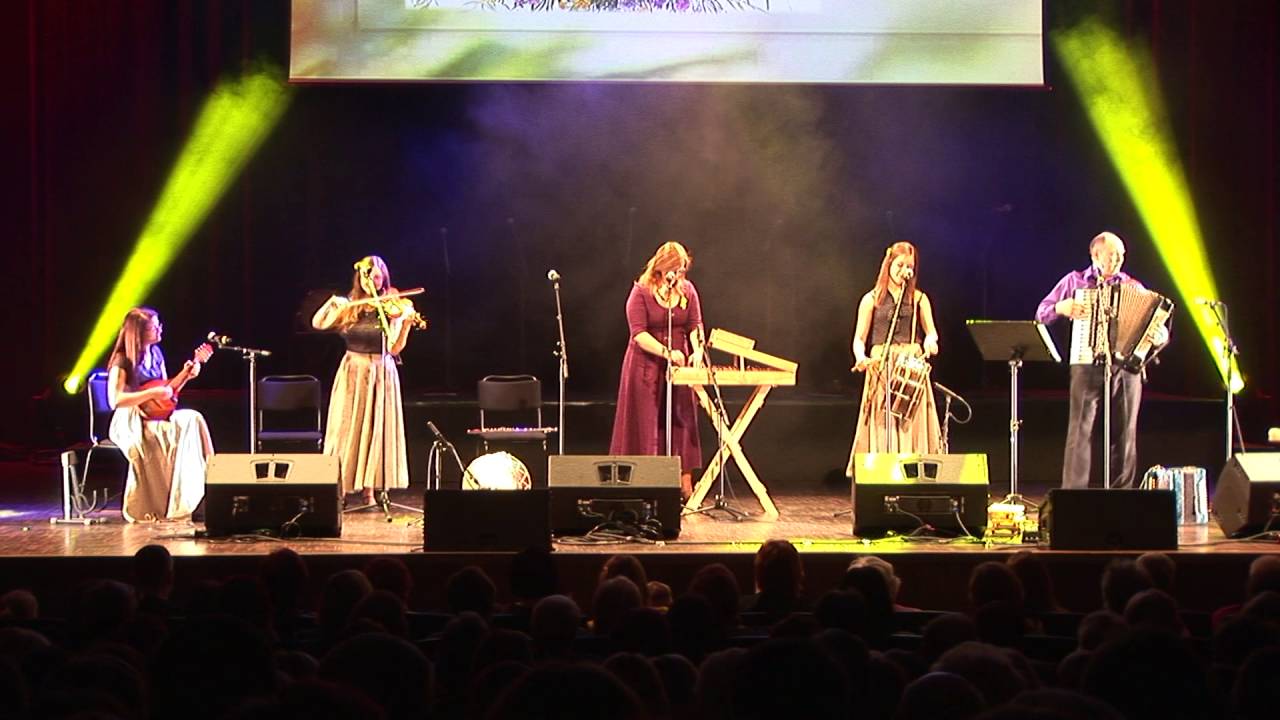 Igauņu ģimene - Daiļā dārzniece