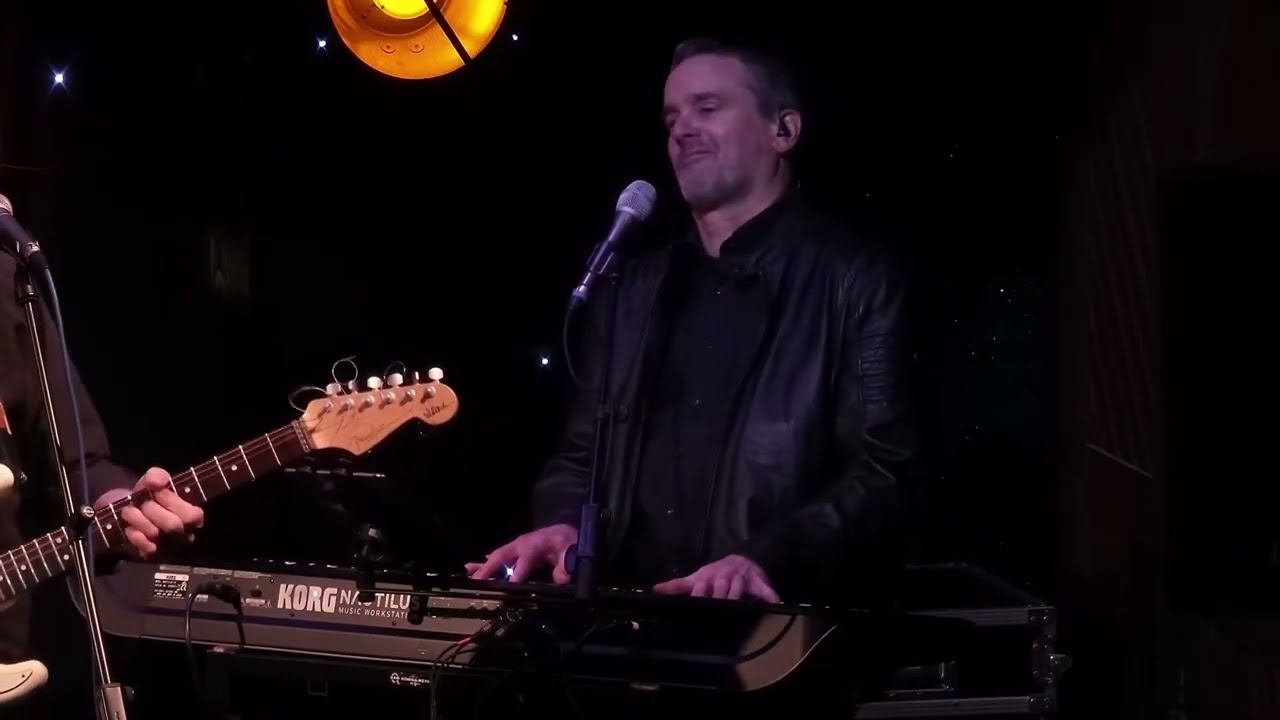 Headline Revival live aus der 106. HSK-Show aus der Kulturhalle Stockheim.