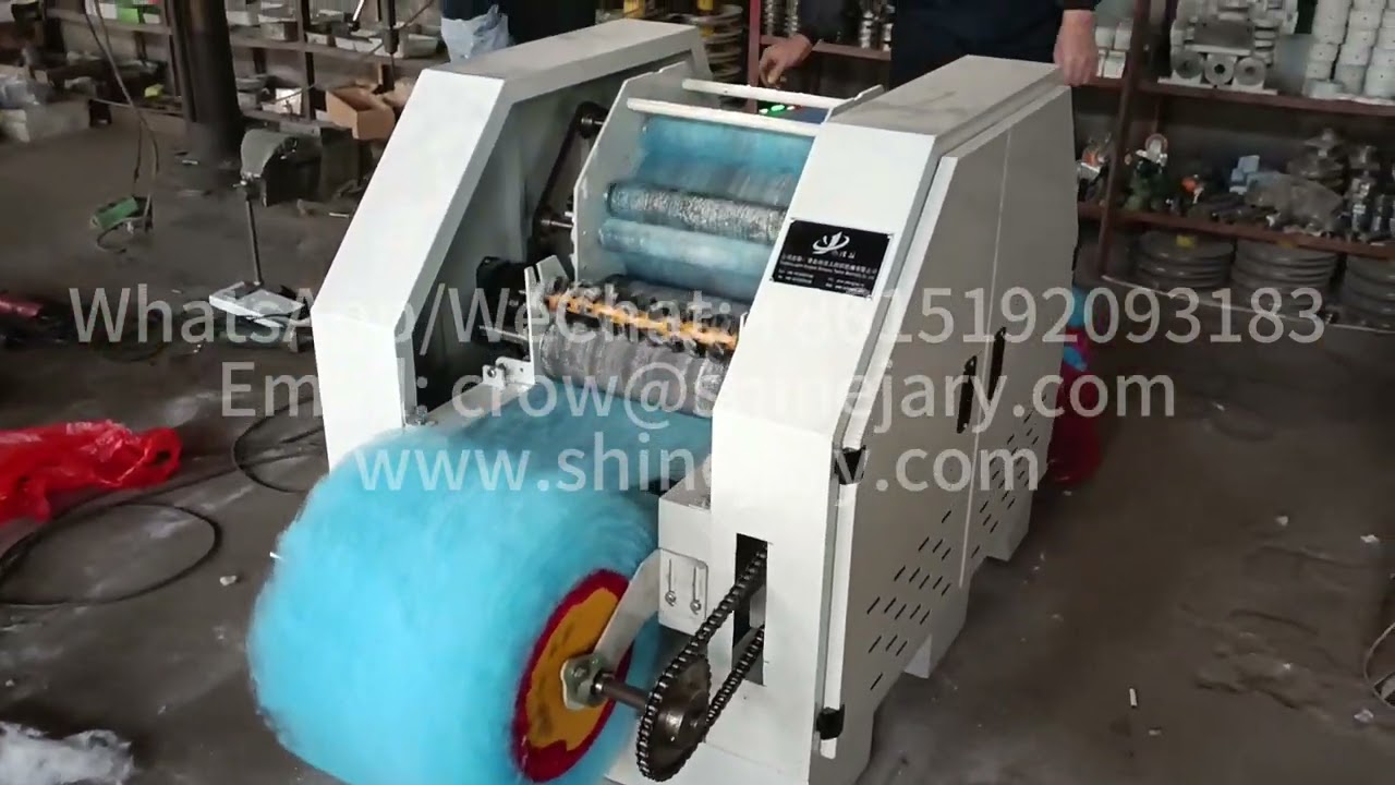 FB118 small carding machine, output fiber layer.