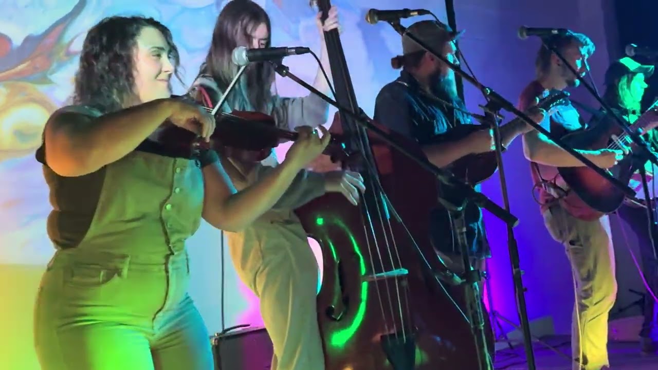 Debutants ‘’Try Not (To Be Scared)’’ / ‘’Creature’’ 10/25/25 Michigan City, Indiana (4K video) 