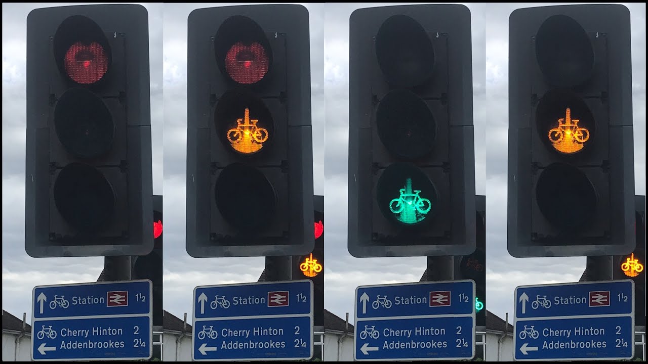 Cambridge: Coldhams Lane J/O Cromwell Road, PEEK Elite Traffic Lights