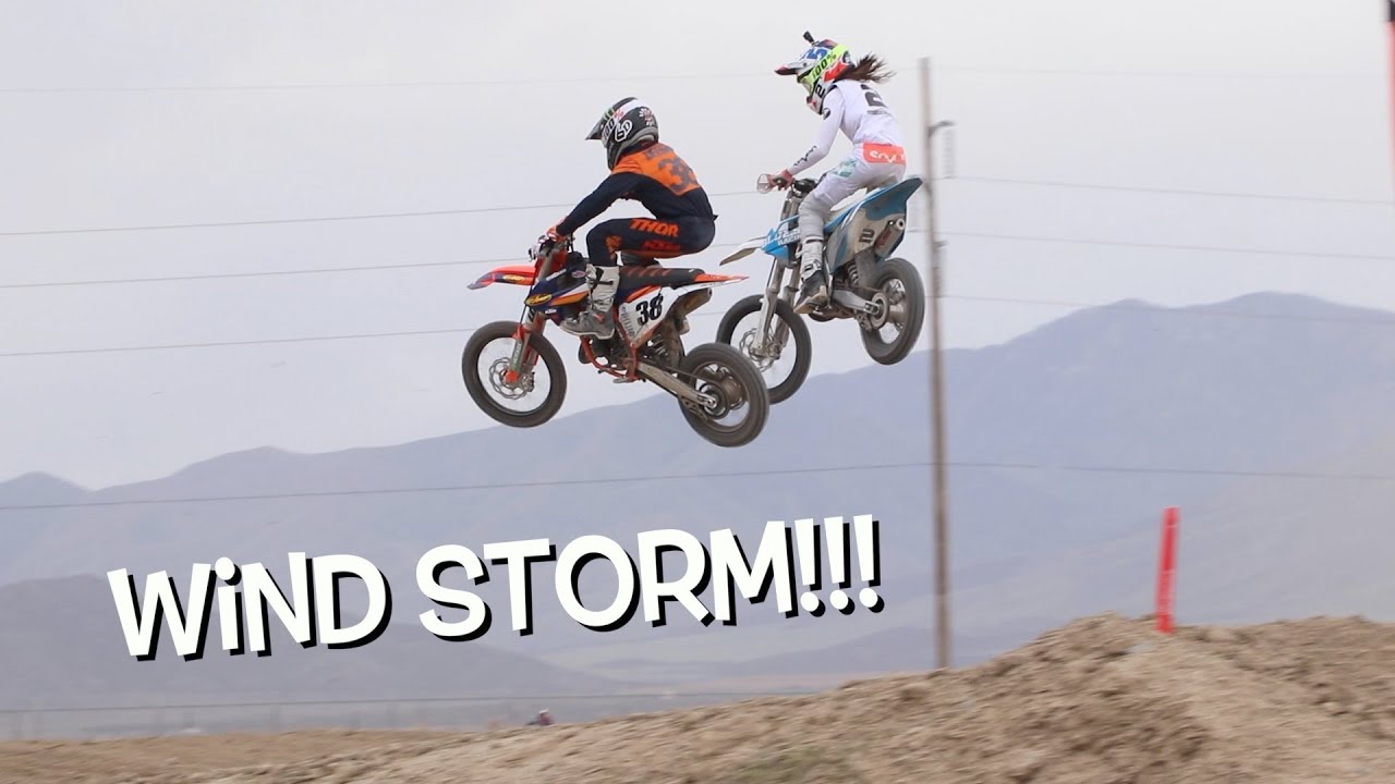 RACING MOTOCROSS IN A WIND STORM!!!