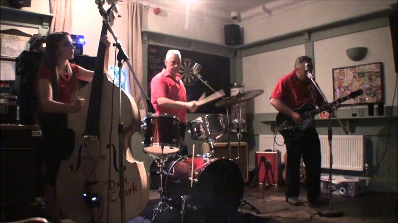 The Kingshakes & Donna ''slip slip slippin 'in''