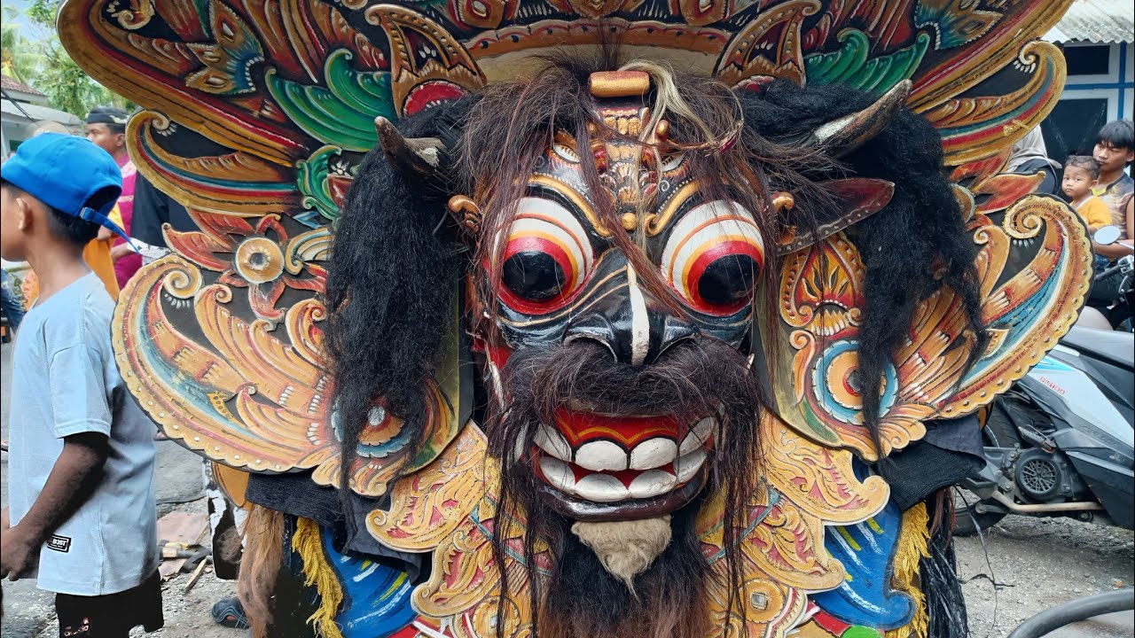 aktraksi burung garuda +barong prejeng seni ogoh ogoh jaranan singo tutur budoyo