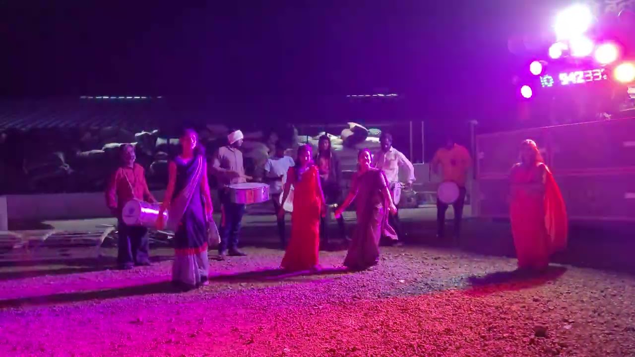 वराती मध्ये बायांचा नाच! जामखेड | नायकिण |