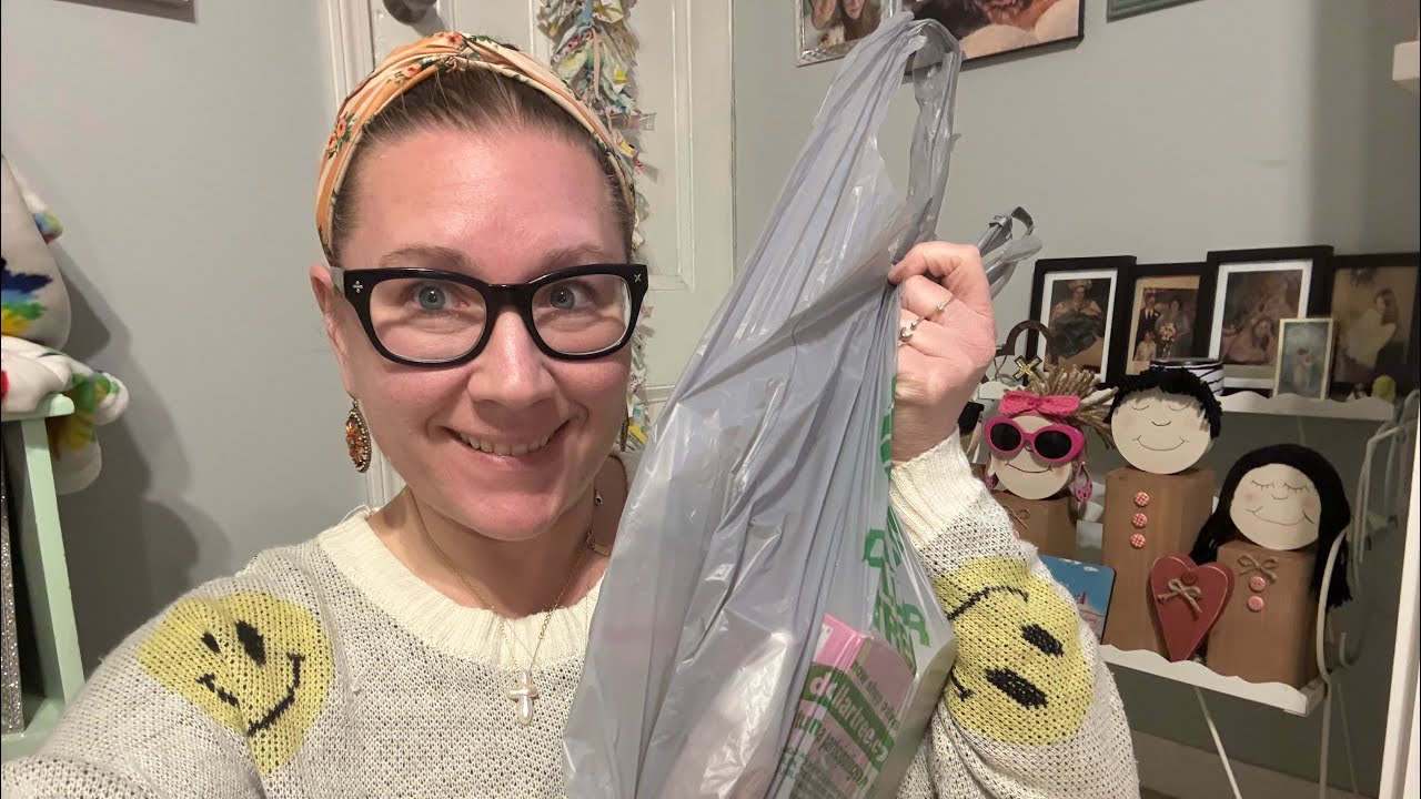Dollar Tree Haul!!! Happy Monday!!! 