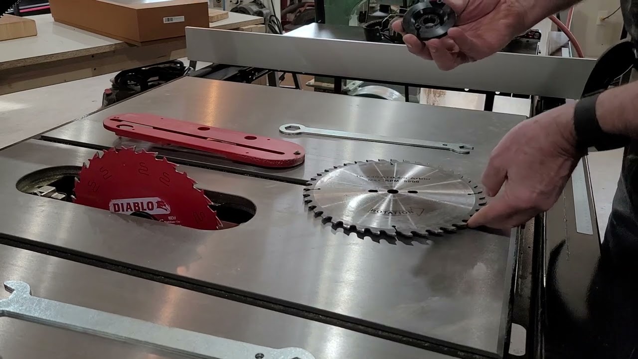 The unique blade on a Harvey Table Saw