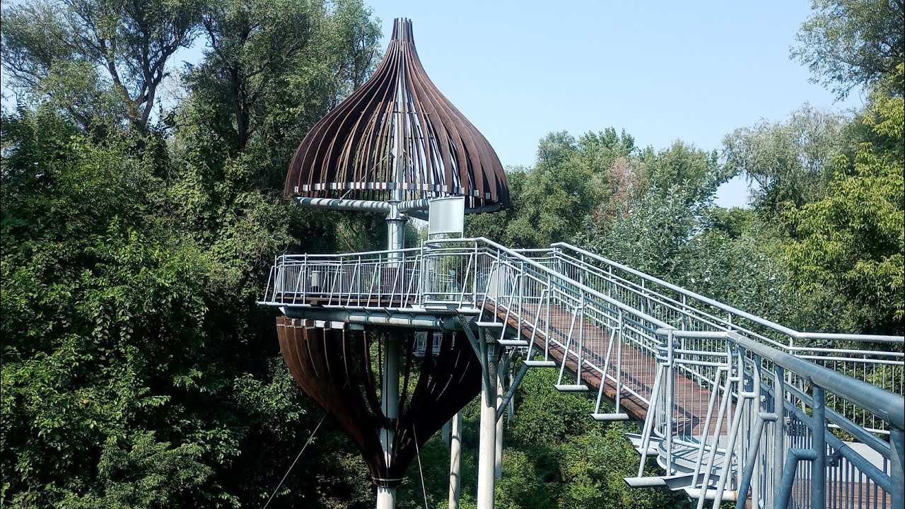 Makó - Lomkorona sétány