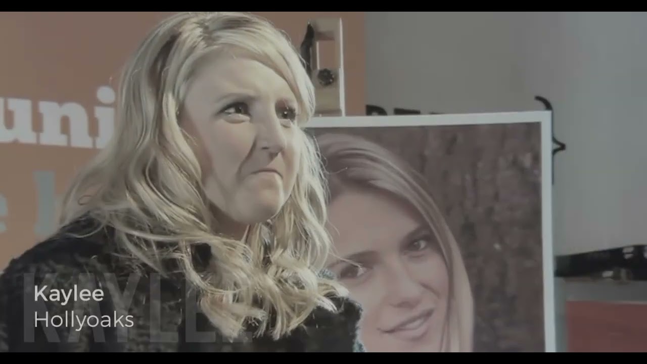 Hollyoaks = Esther Tries to Tell Everyone The Truth (11th December 2012)