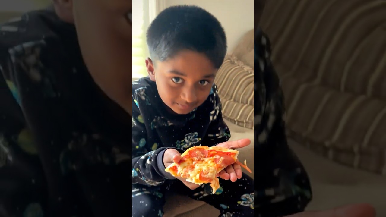 Trying Tim Hortons Flatbread Pizza – Worth the Hype?
