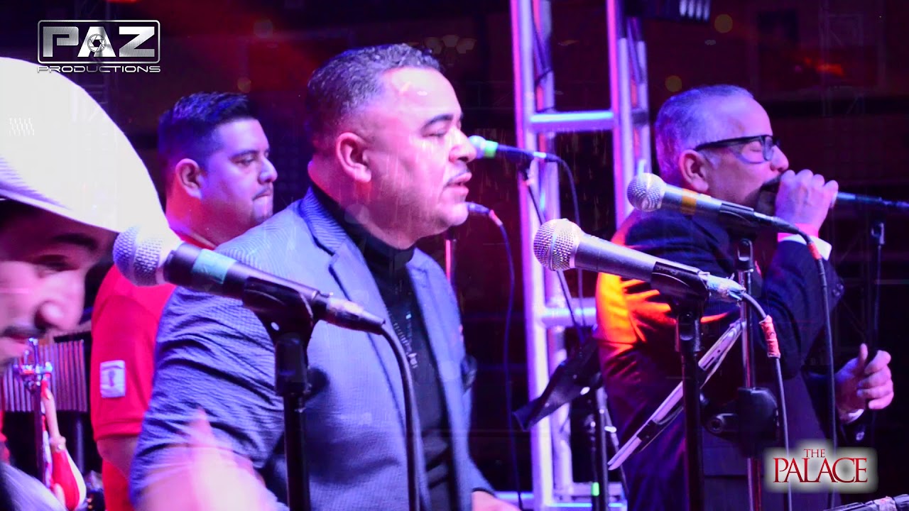 Un Hombre Busca Una Mujer - Los Hermanos Moreno (En Vivo) Virginia 2018