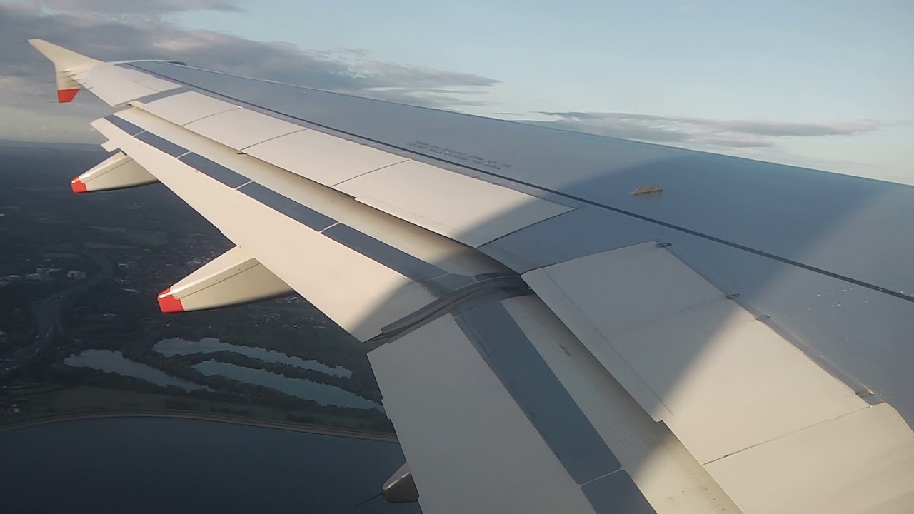 British Airways Airbus A319-131 takeoff from London/Heathrow Airport 09/09/2017