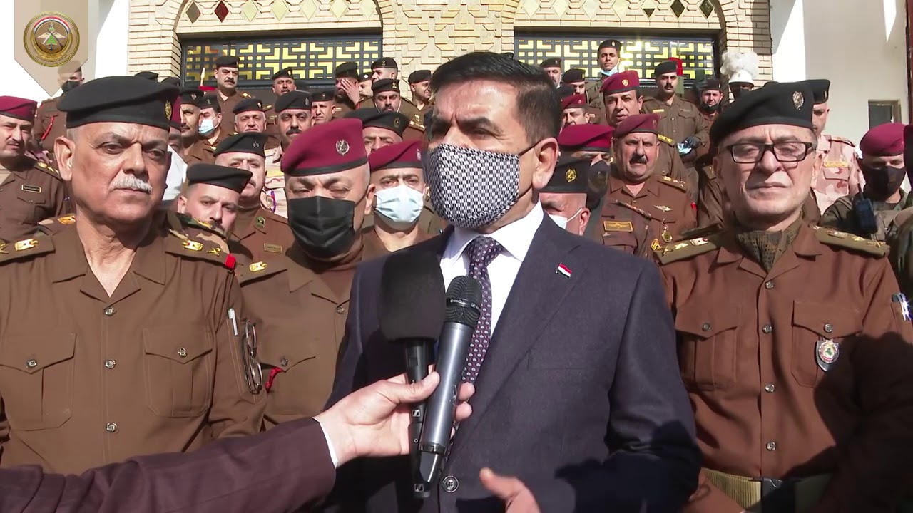 وزير الدفاع يفتتح عدداً من البنايات المنجزة في مجمع الكسرة التابع الى وزارة الدفاع وبجهود عراقية