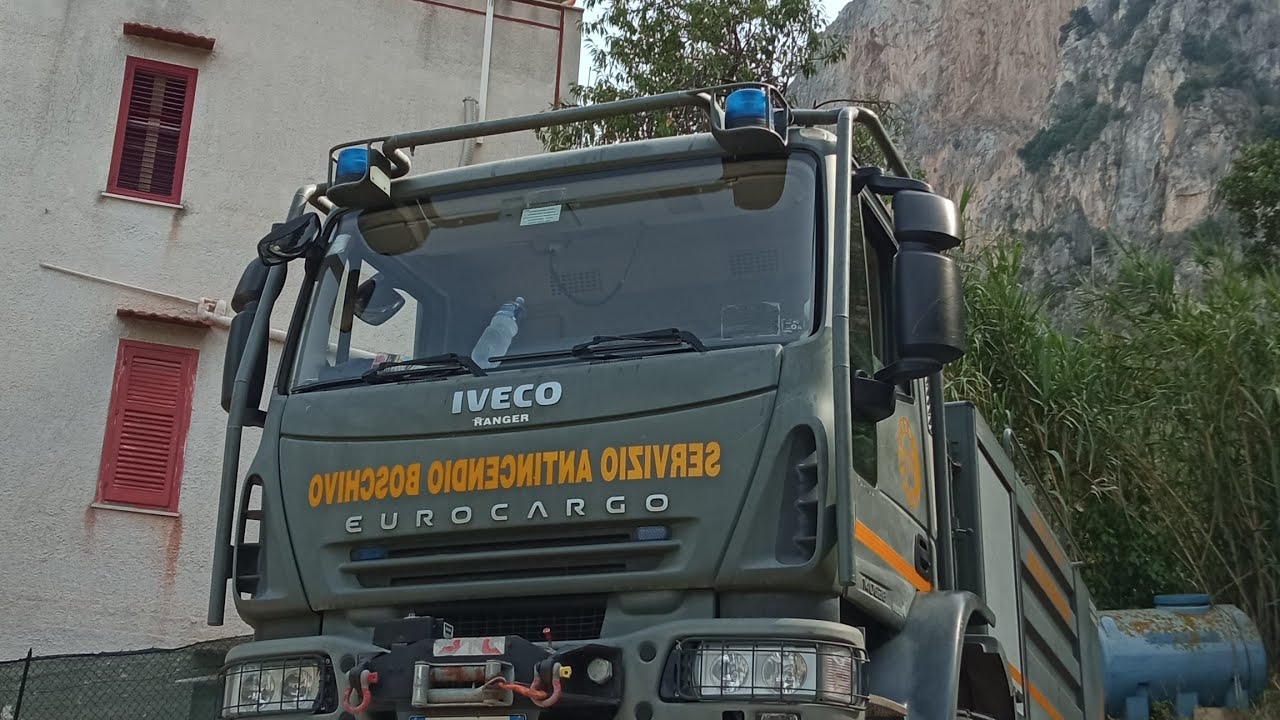 [INCENDIO BOSCHIVO] Arenella (Palermo) intervento con ELI/AIB FALCO + FORESTALE