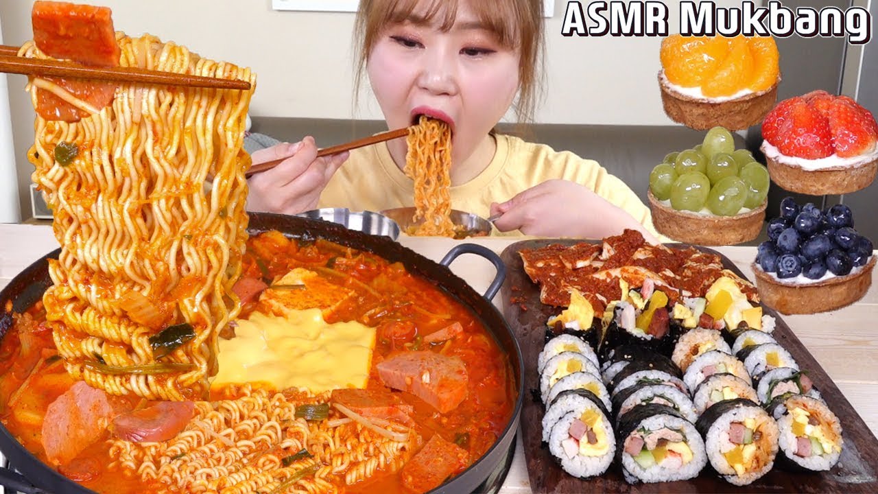 ASMR Mukbang ｜ Готовьте и ешьте корейский кимбап и острое колбасное рагу! Десерт: Фруктовый пирог