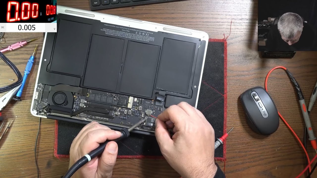 MacBook Air A1466 charging but no power- 10min repair